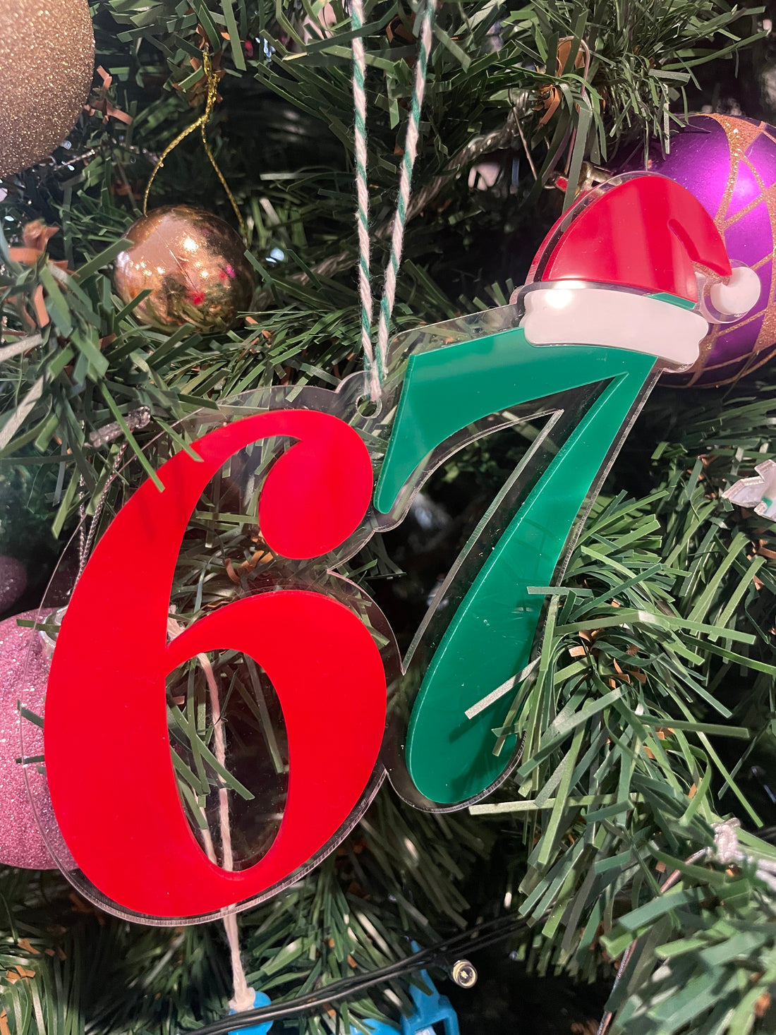 6 7 Christmas Decorations