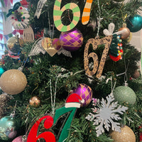 6 7 Christmas Decorations