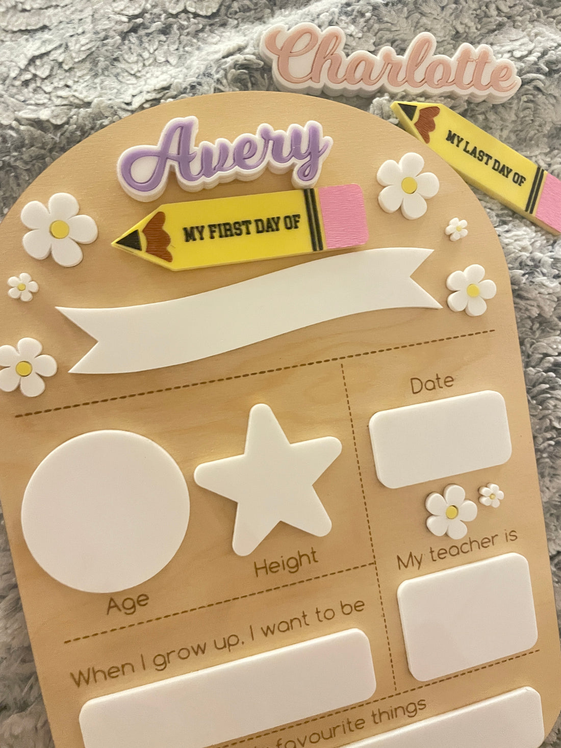 First and Last Day of School Boards - Daisies or Stars (Interchangeable name)